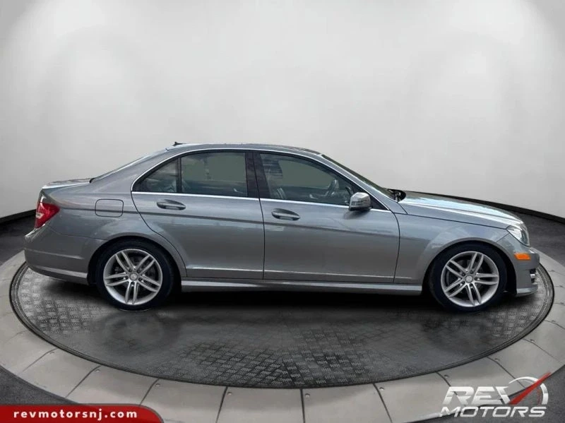 2012 Mercedes-Benz W204 C-Class - Image 6 of 12