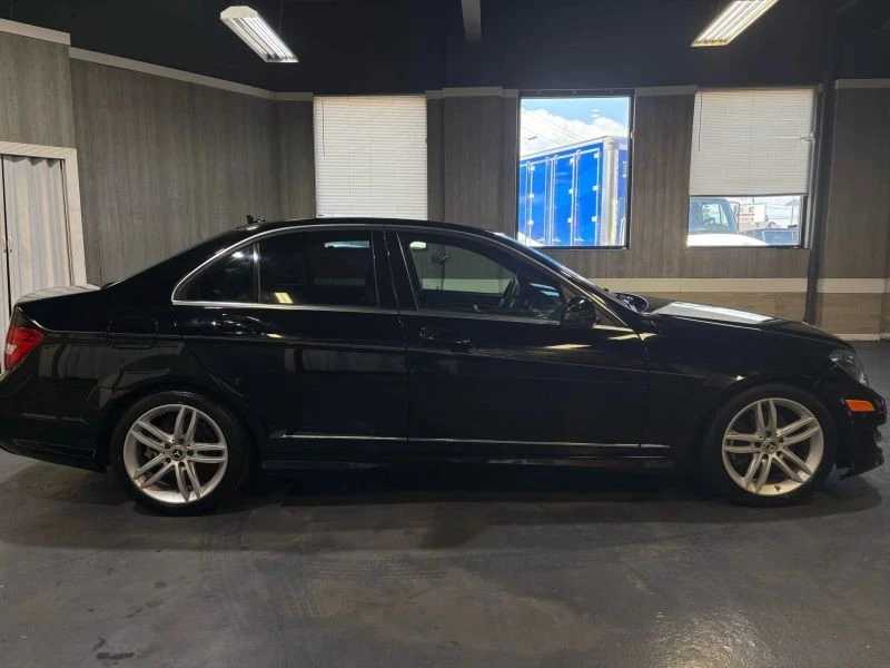 2012 Mercedes-Benz W204 C-Class - Image 7 of 12
