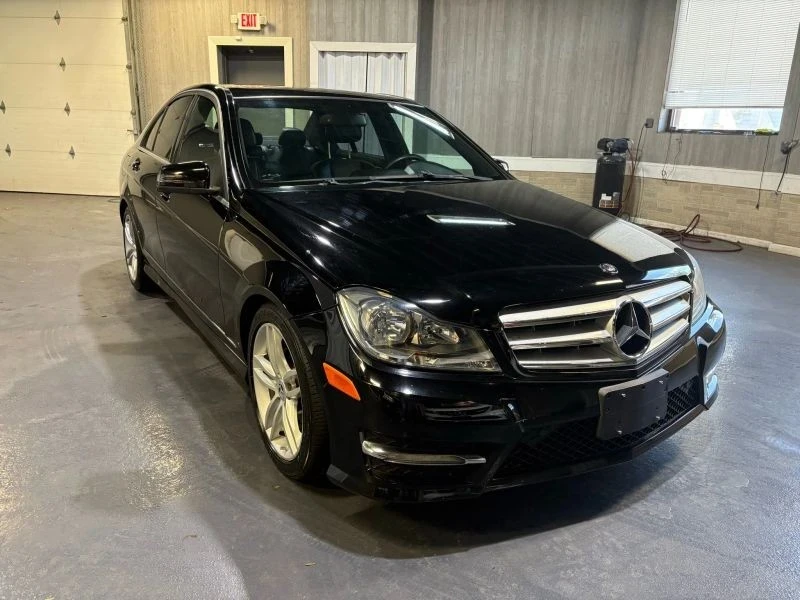 2012 Mercedes-Benz W204 C-Class - Image 8 of 12