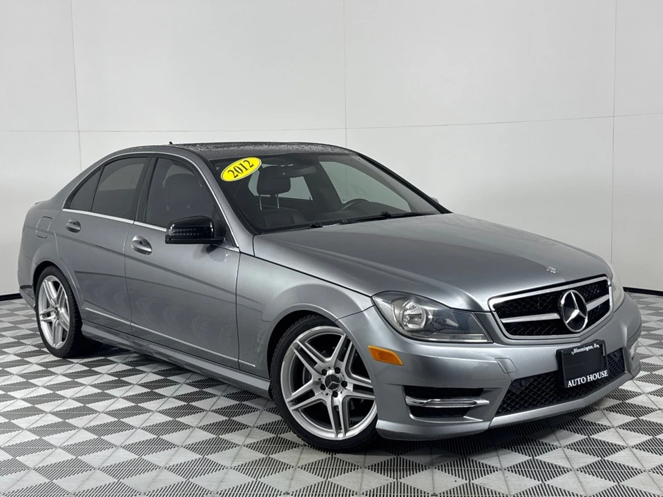 2012 Mercedes-Benz W204 C-Class - Image 2 of 12