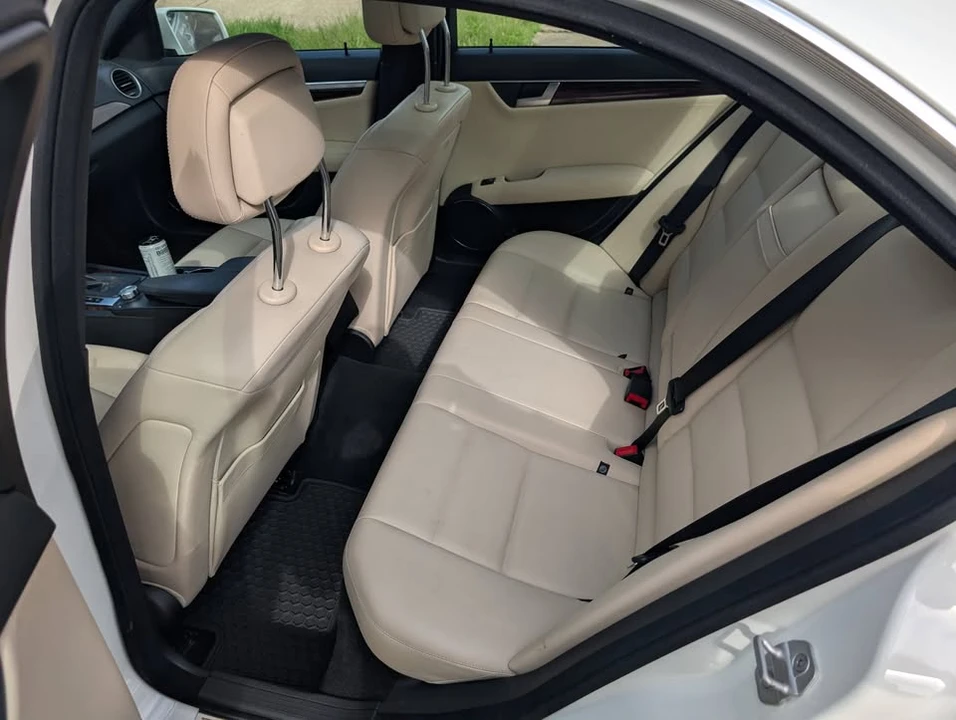 2012 Mercedes-Benz W204 C-Class - Image 7 of 8