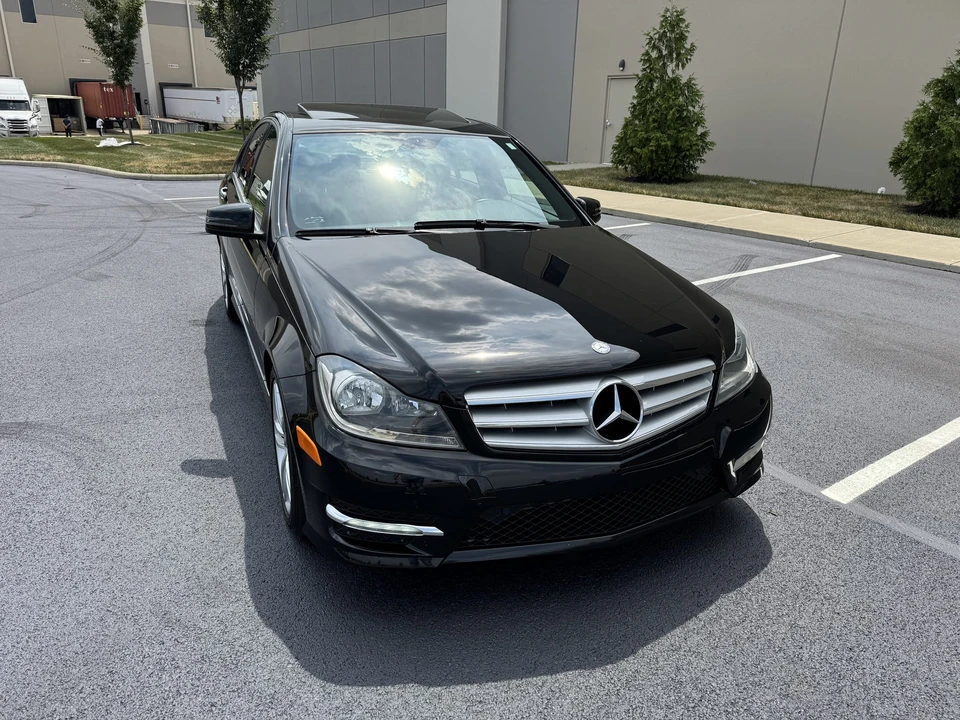 2012 Mercedes-Benz W204 C-Class - Image 23 of 31