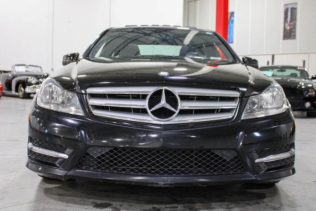 2012 Mercedes-Benz W204 C-Class - Image 9 of 21