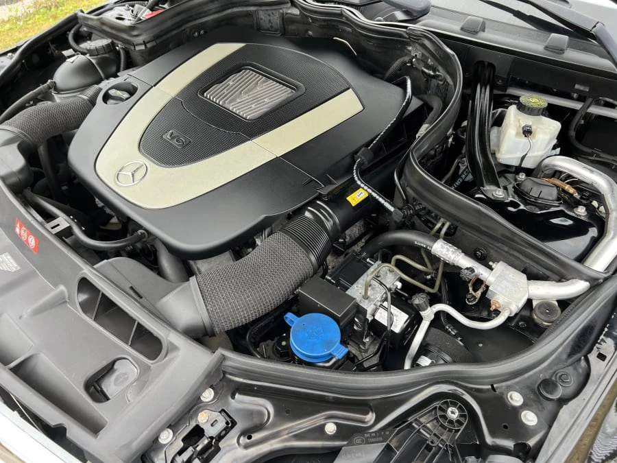 2012 Mercedes-Benz W204 C-Class - Image 9 of 10