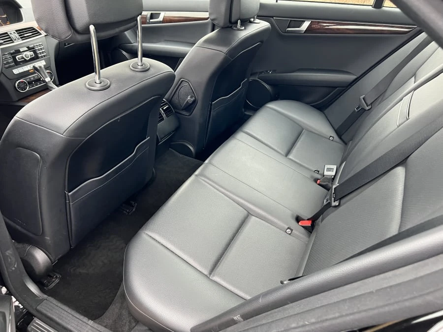 2012 Mercedes-Benz W204 C-Class - Image 8 of 10