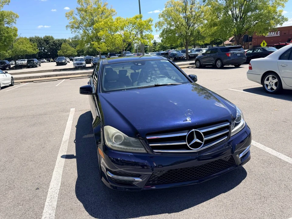 2012 Mercedes-Benz W204 C-Class - Image 3 of 21