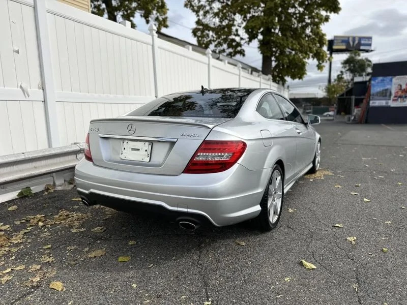 2012 Mercedes-Benz W204 C-Class - Image 7 of 12