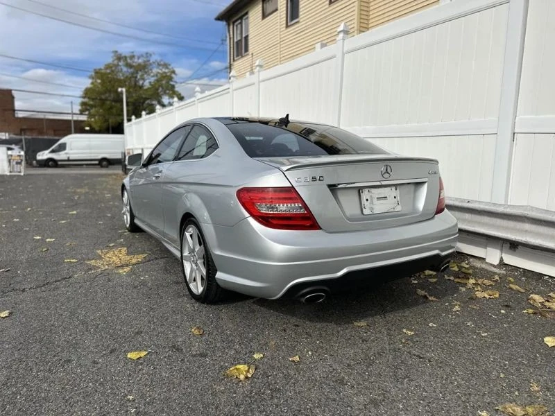 2012 Mercedes-Benz W204 C-Class - Image 5 of 12