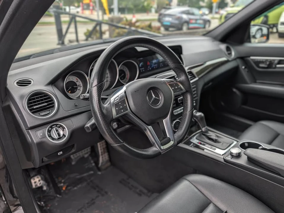 2012 Mercedes-Benz W204 C-Class - Image 7 of 20