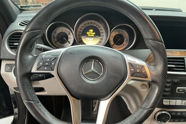 2012 Mercedes-Benz W204 C-Class - Image 5 of 8