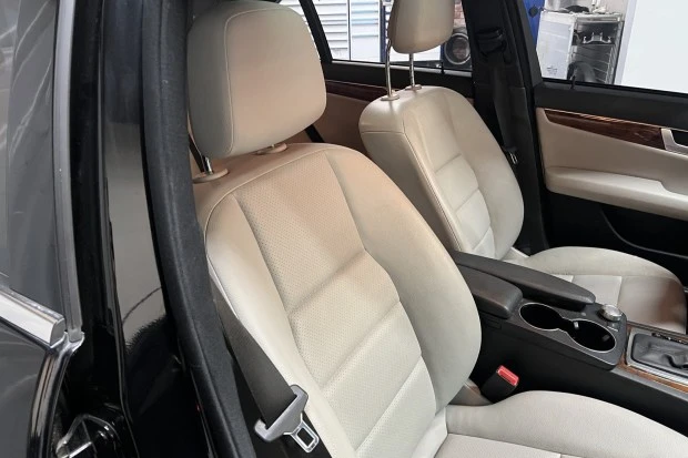 2012 Mercedes-Benz W204 C-Class - Image 4 of 8