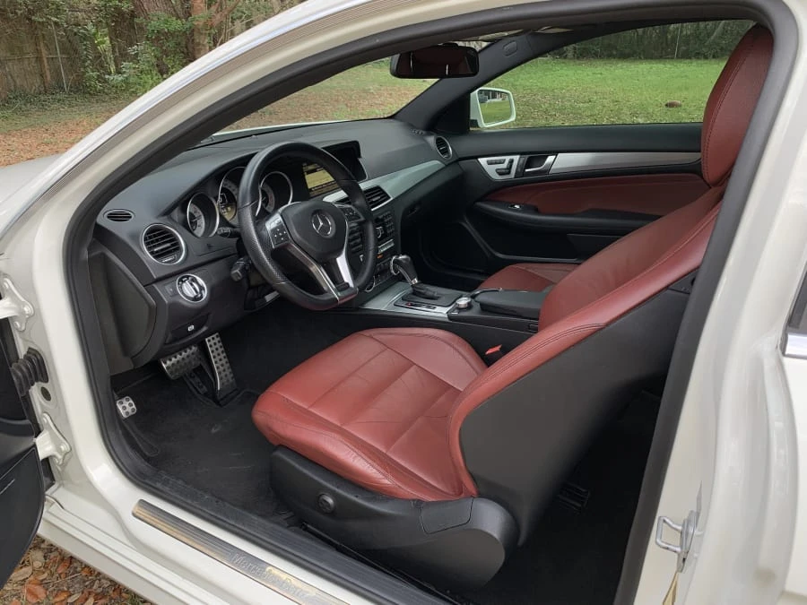 2012 Mercedes-Benz W204 C-Class - Image 5 of 12