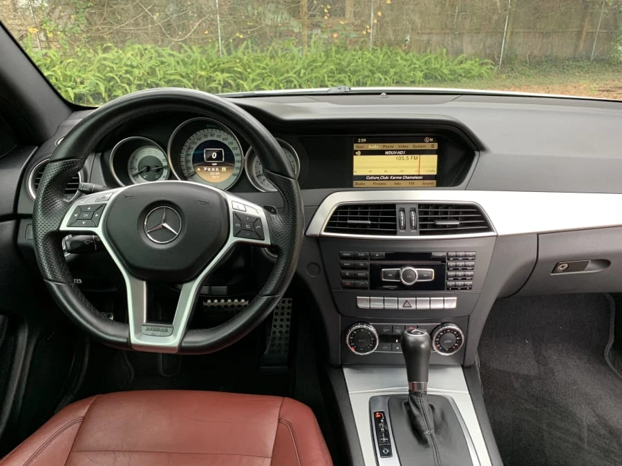 2012 Mercedes-Benz W204 C-Class - Image 4 of 12