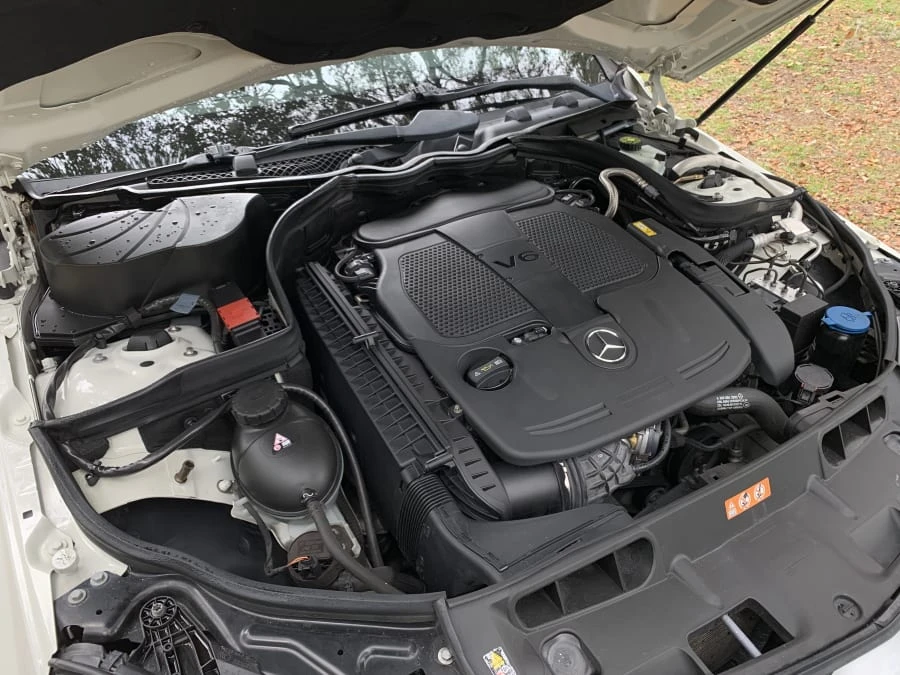 2012 Mercedes-Benz W204 C-Class - Image 8 of 12