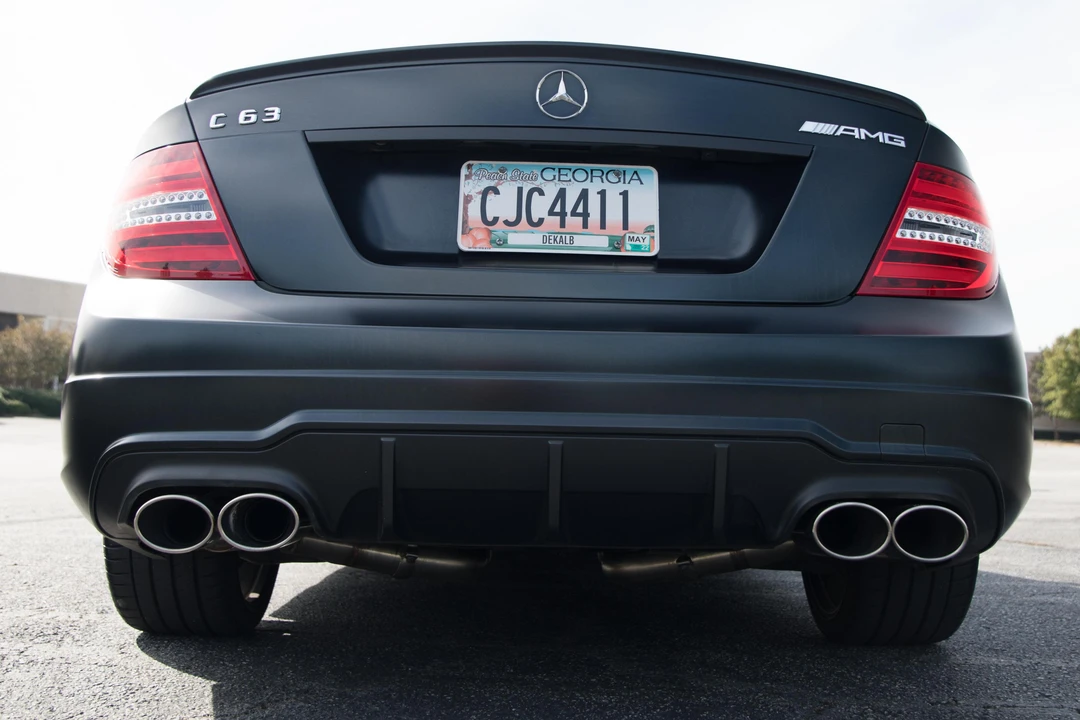 2012 Mercedes-Benz W204 C 63 AMG - Image 5 of 14