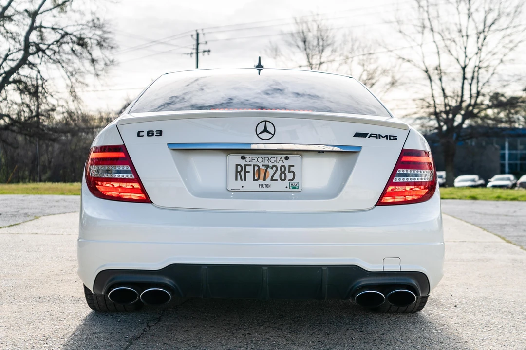 2012 Mercedes-Benz W204 C 63 AMG - Image 9 of 31