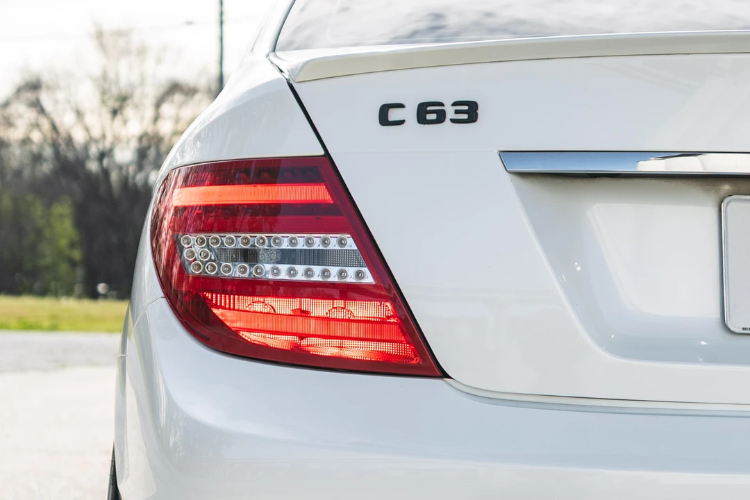 2012 Mercedes-Benz W204 C 63 AMG - Image 25 of 31