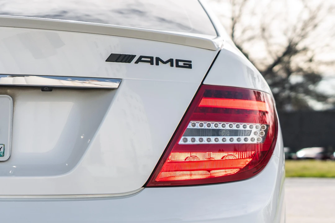 2012 Mercedes-Benz W204 C 63 AMG - Image 30 of 31