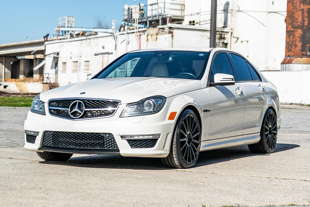 2012 Mercedes-Benz W204 C 63 AMG - Image 7 of 31