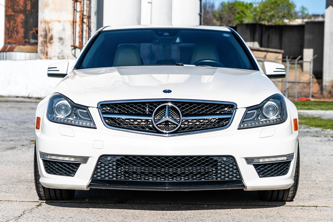 2012 Mercedes-Benz W204 C 63 AMG - Image 2 of 31