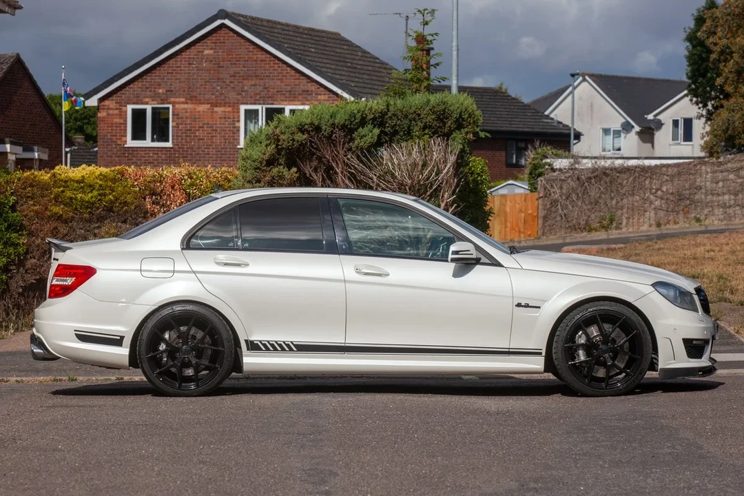 2012 Mercedes-Benz W204 C 63 AMG - Image 6 of 30