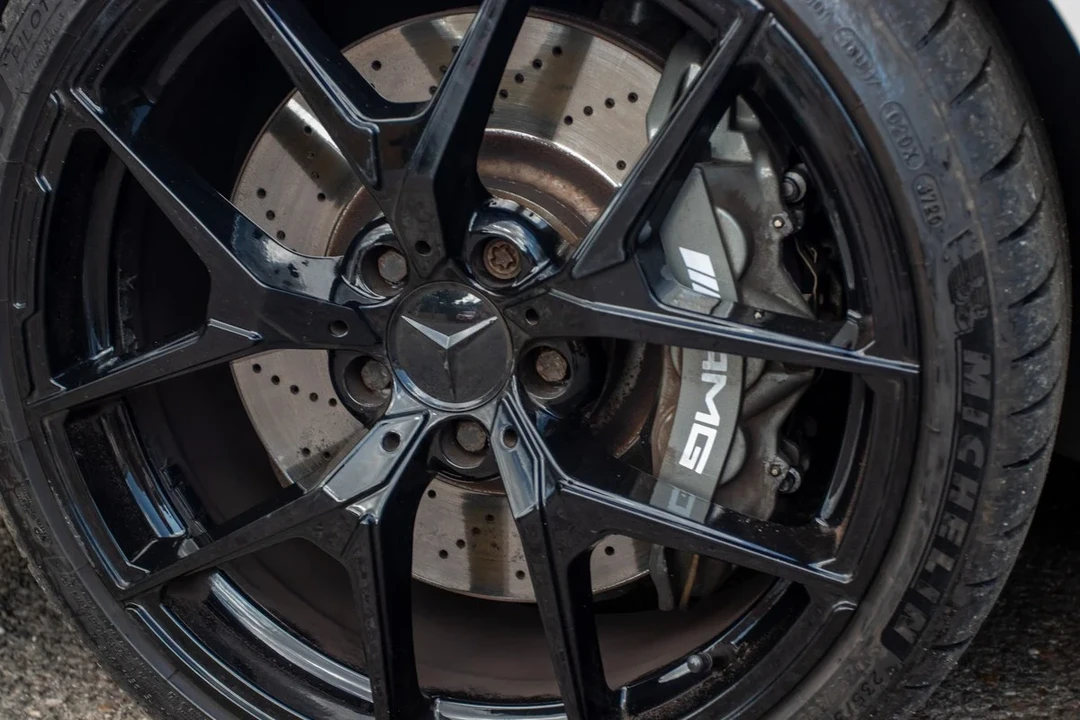 2012 Mercedes-Benz W204 C 63 AMG - Image 15 of 30