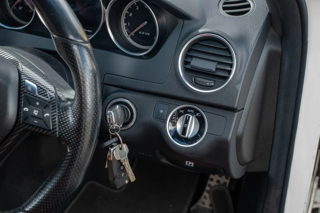 2012 Mercedes-Benz W204 C 63 AMG - Image 26 of 30