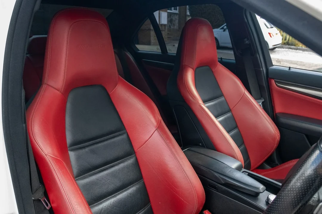 2012 Mercedes-Benz W204 C 63 AMG - Image 27 of 30