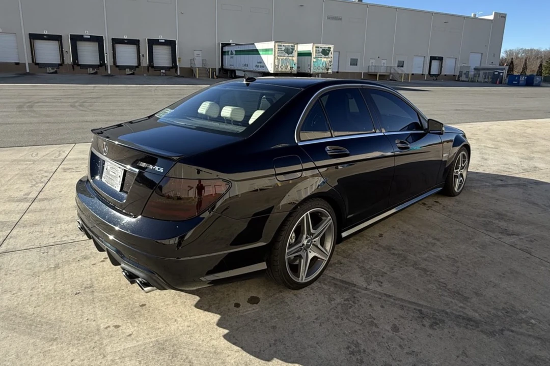 2012 Mercedes-Benz W204 C 63 AMG - Image 2 of 6