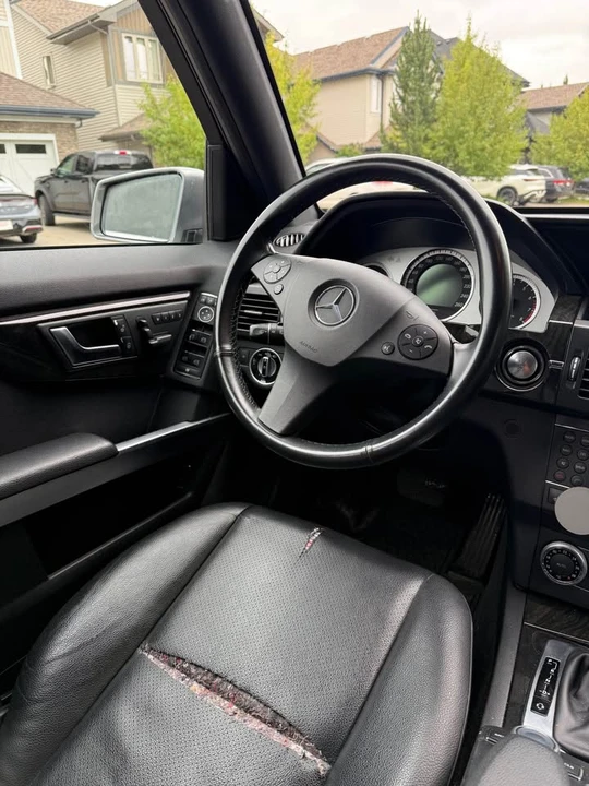 2012 Mercedes-Benz CLK-Class - Image 9 of 13