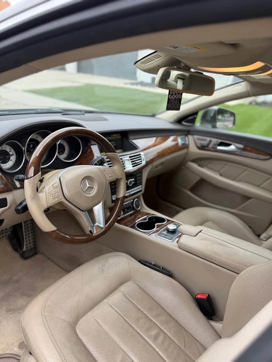2012 Mercedes-Benz C218 CLS-Class - Image 9 of 11