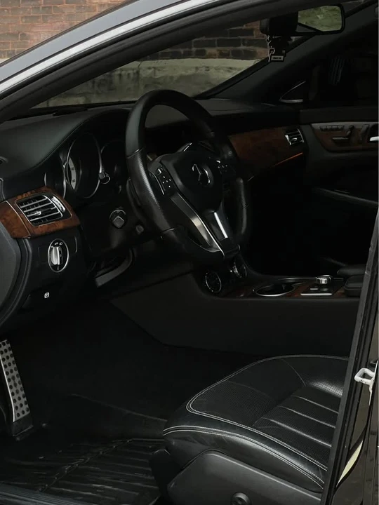 2012 Mercedes-Benz C218 CLS-Class - Image 10 of 12