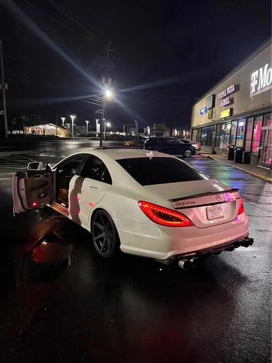 2012 Mercedes-Benz C218 CLS-Class - Image 6 of 10