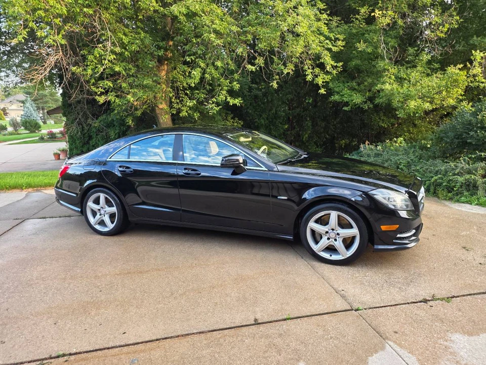 2012 Mercedes-Benz C218 CLS-Class - Image 9 of 24