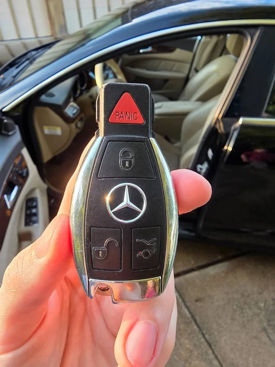 2012 Mercedes-Benz C218 CLS-Class - Image 23 of 24