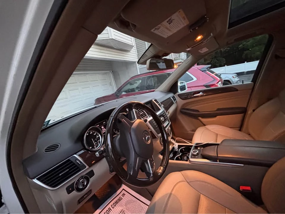 2012 Mercedes-Benz C218 CLS-Class - Image 12 of 17
