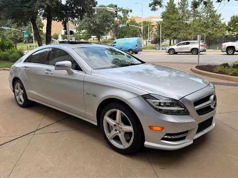 2012 Mercedes-Benz CLS 550 4MATIC Coupe 4D
