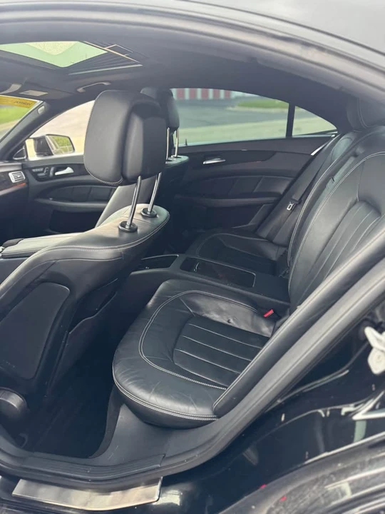 2012 Mercedes-Benz C218 CLS-Class - Image 8 of 12