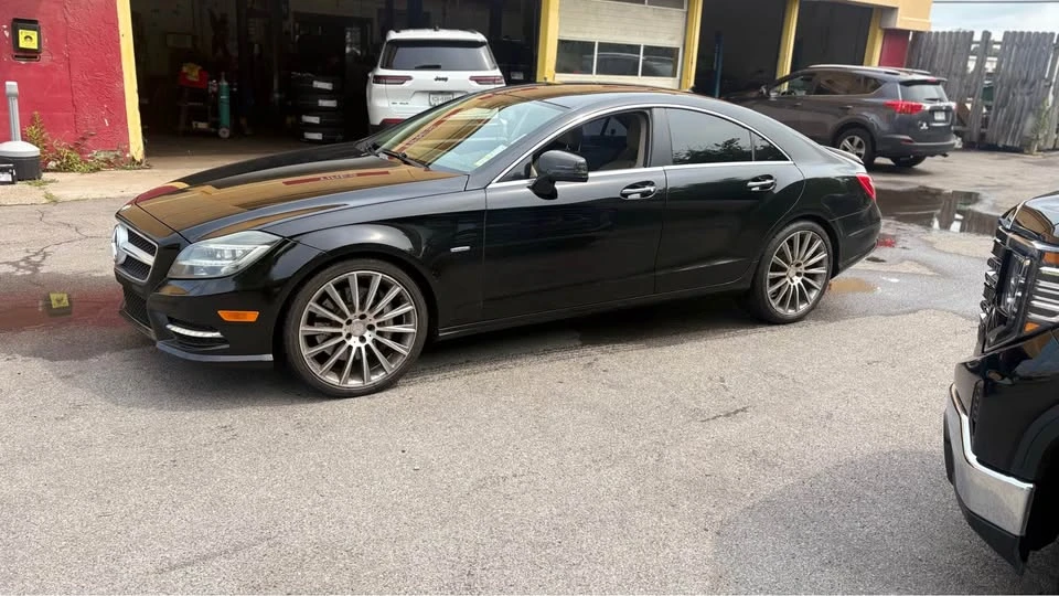 2012 Mercedes-Benz C218 CLS-Class - Image 2 of 12