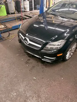 2012 Mercedes-Benz CLS 550 4MATIC Coupe 4D