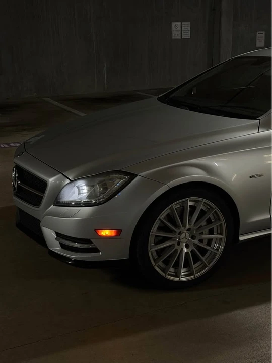 2012 Mercedes-Benz C218 CLS-Class - Image 13 of 17