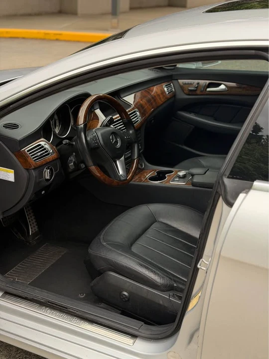 2012 Mercedes-Benz C218 CLS-Class - Image 5 of 17