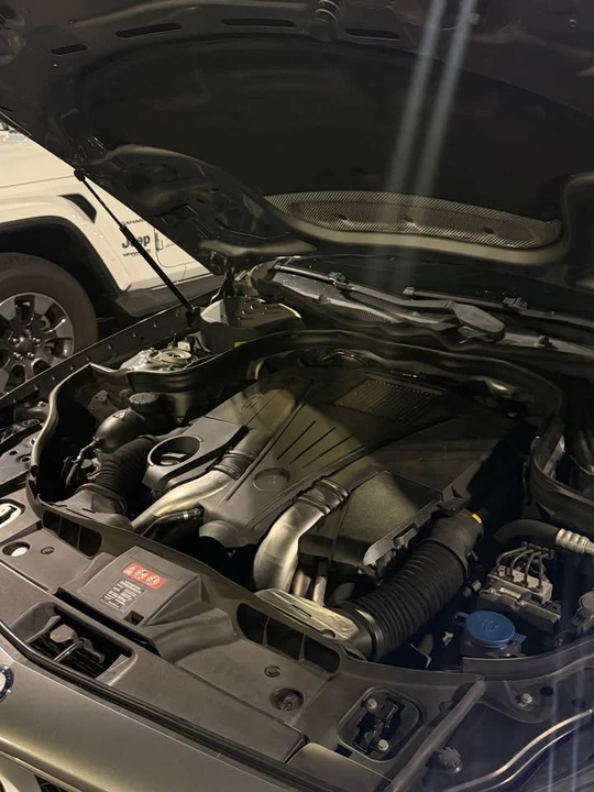 2012 Mercedes-Benz C218 CLS-Class - Image 6 of 16