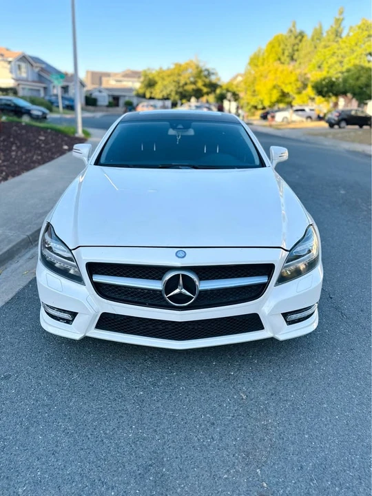2012 Mercedes-Benz C218 CLS-Class - Image 2 of 11