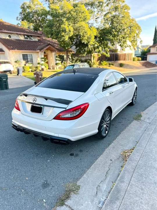 2012 Mercedes-Benz C218 CLS-Class - Image 4 of 11