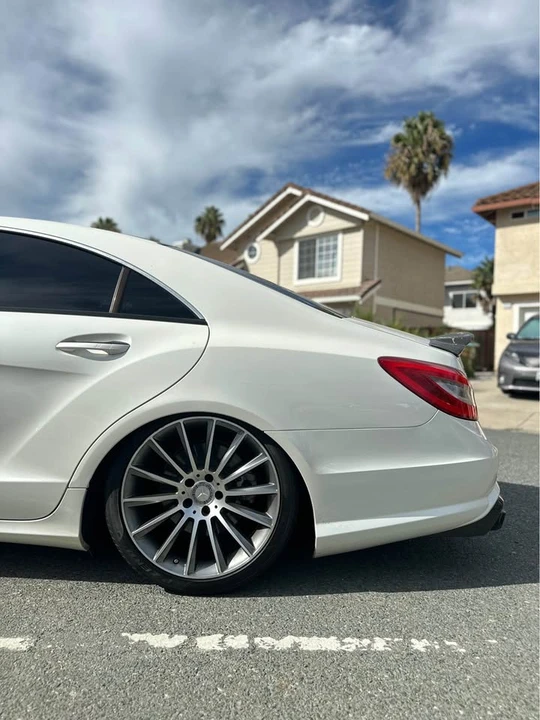 2012 Mercedes-Benz C218 CLS-Class - Image 8 of 11