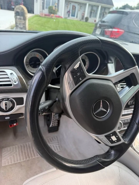 2012 Mercedes-Benz C218 CLS-Class - Image 5 of 19