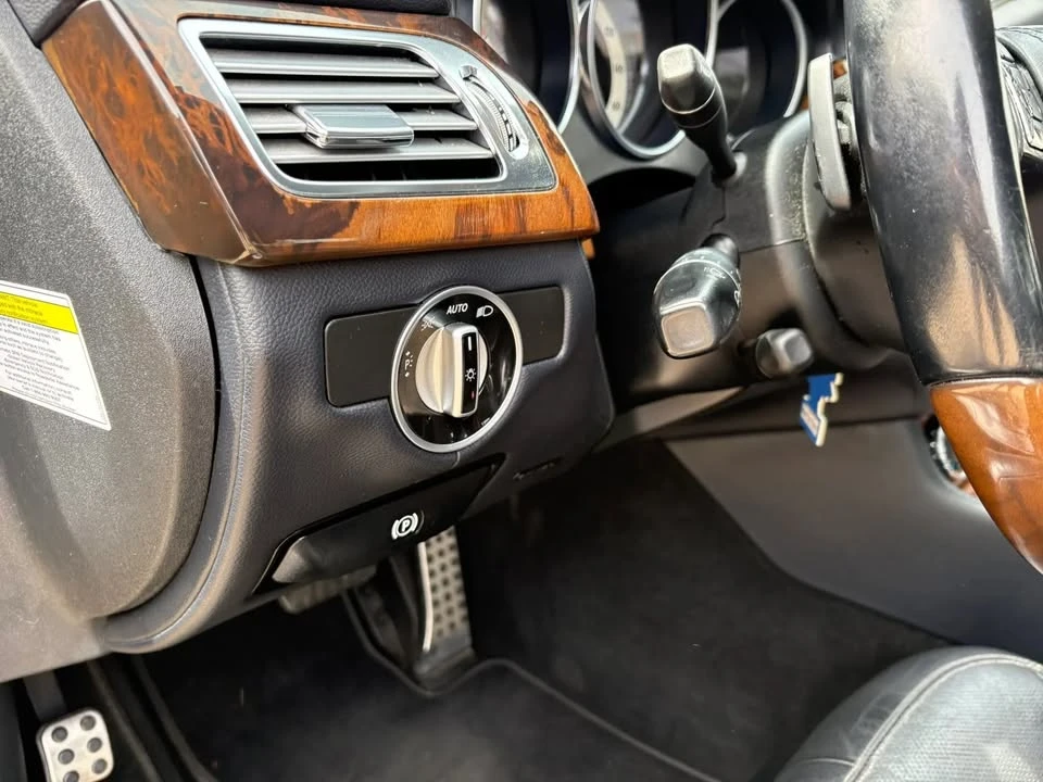 2012 Mercedes-Benz C218 CLS-Class - Image 14 of 19