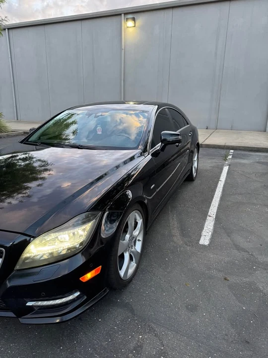 2012 Mercedes-Benz C218 CLS-Class - Image 2 of 11