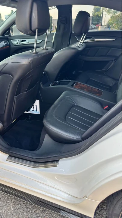 2012 Mercedes-Benz C218 CLS-Class - Image 11 of 16